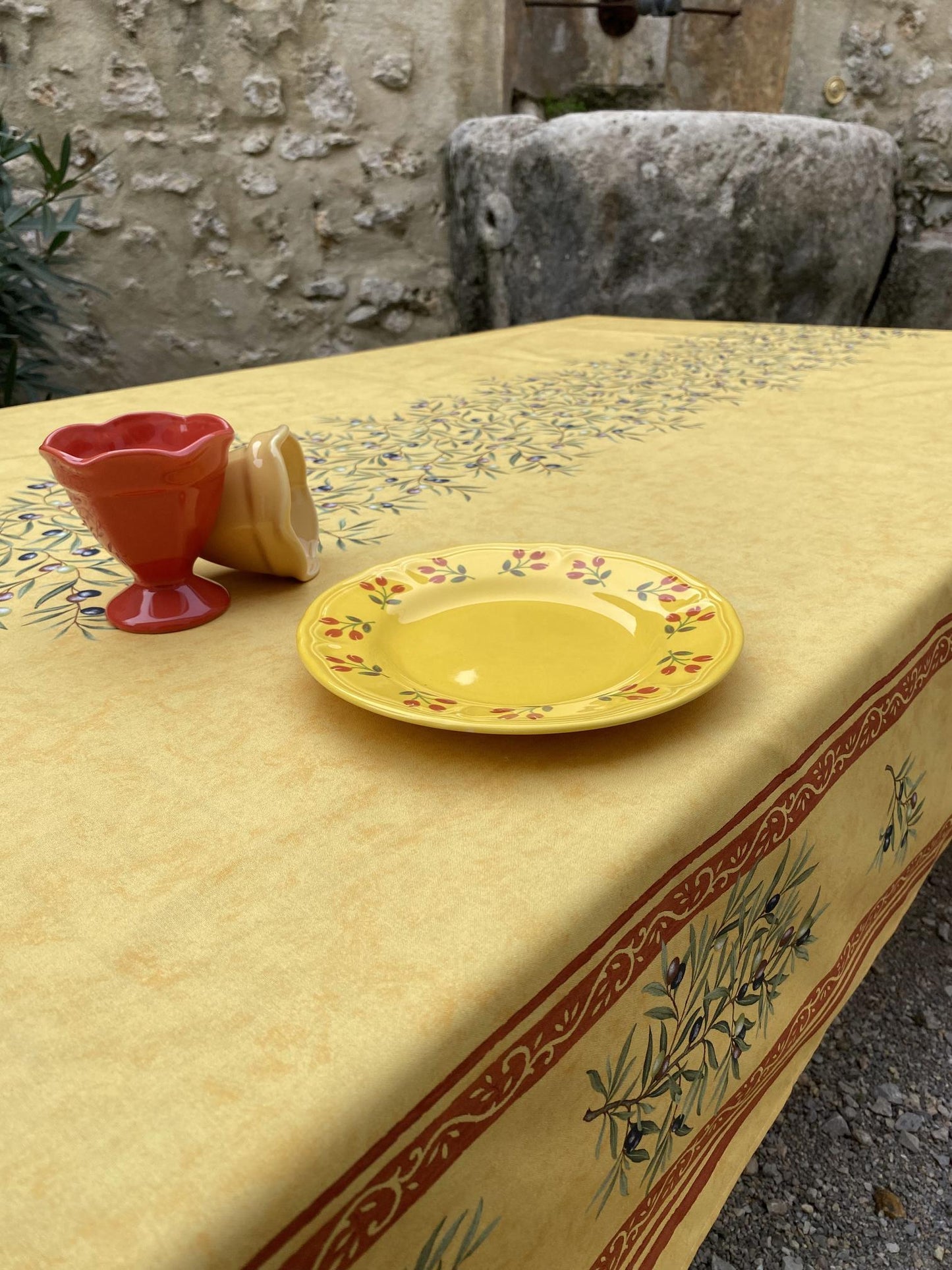 Olives Coated Tablecloth