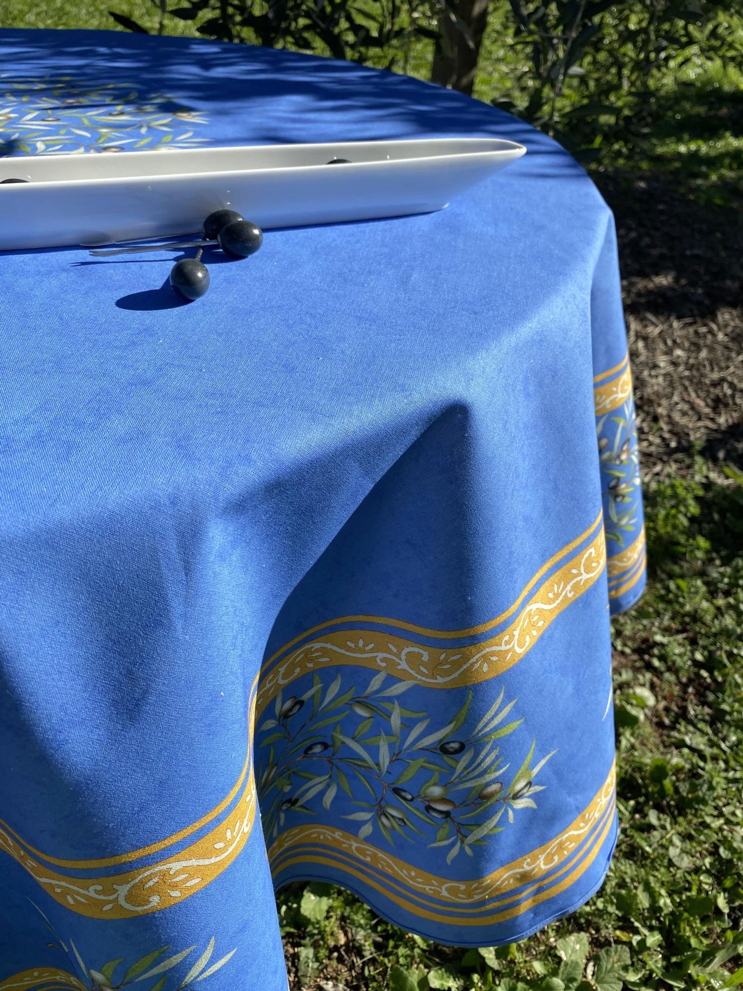 Olives Coated Tablecloth