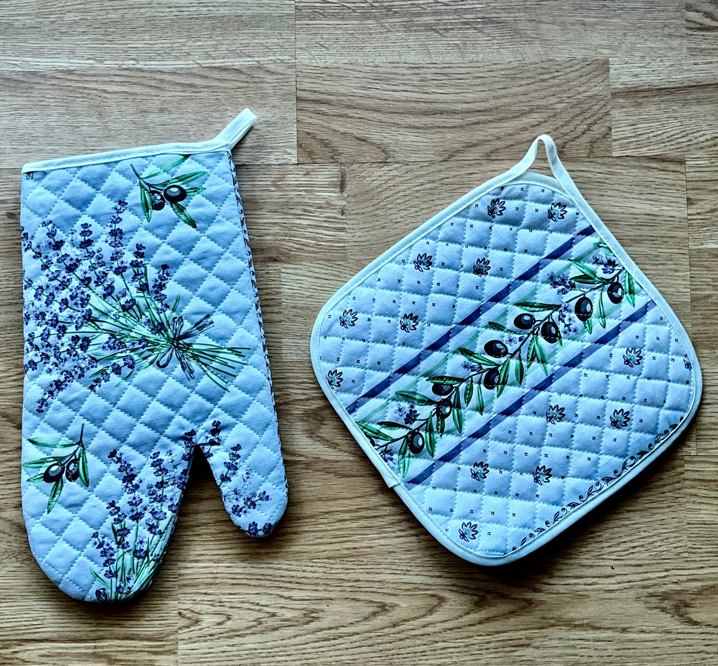 Hot Pad and Mit Set Lauris Blue