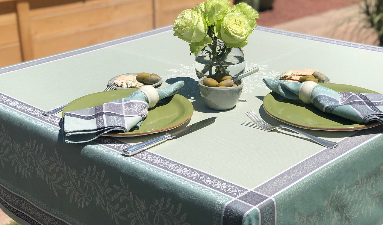 Olivia Green Jacquard Tablecloth (Water-Repellent)